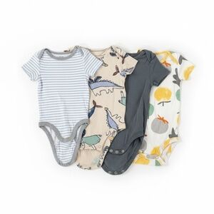 Set of 4 Onesies sizes ranging from 3m-9m
